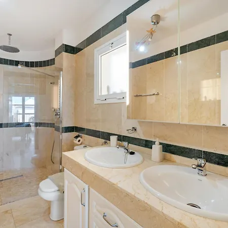 아파트 Benimar 28 아데제