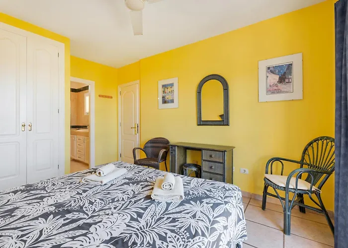 Benimar 28 * 아데제